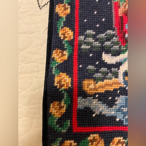 Bear Santa Claus RL Inspired Bear Needlepoint Pillow Cover New - Picture 3 of 5